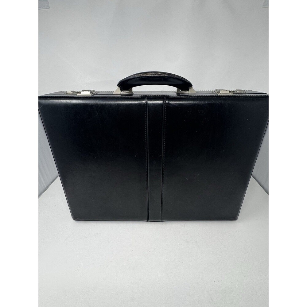 Vintage Fu Serng Black Leather Briefcase Attache Case Combo Lock 18x13.5x4 - Picture 10 of 11